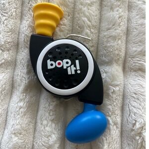 Hasbro Bop It! Handheld Electronic Game Black Yellow Blue Travel Size Toy